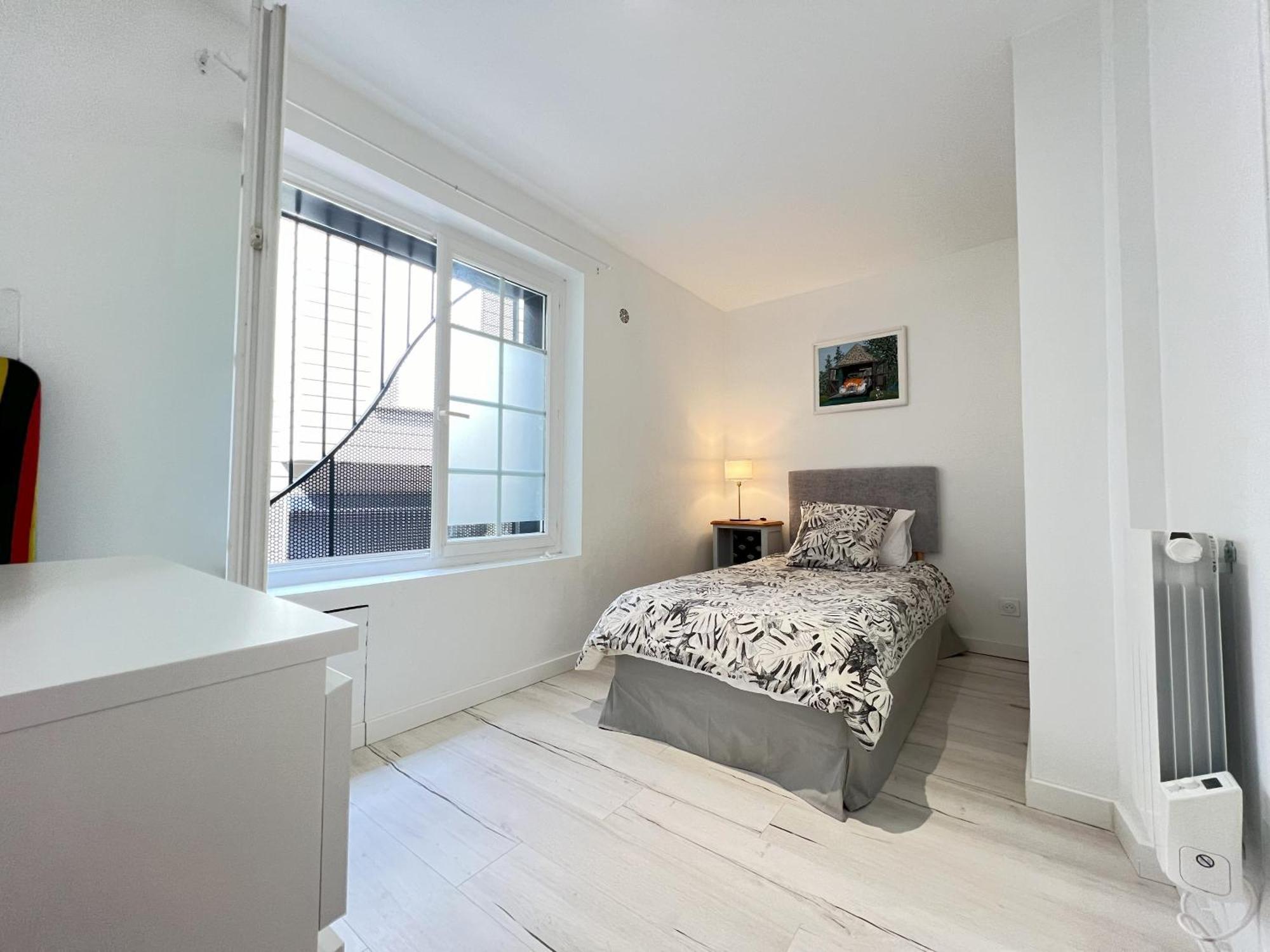 Au Coeur De La Ville, A Deux Pas De La Cathedrale. Apartment Chartres
